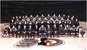 Flyers Team Pic - Ohhhh Canadaaaa!